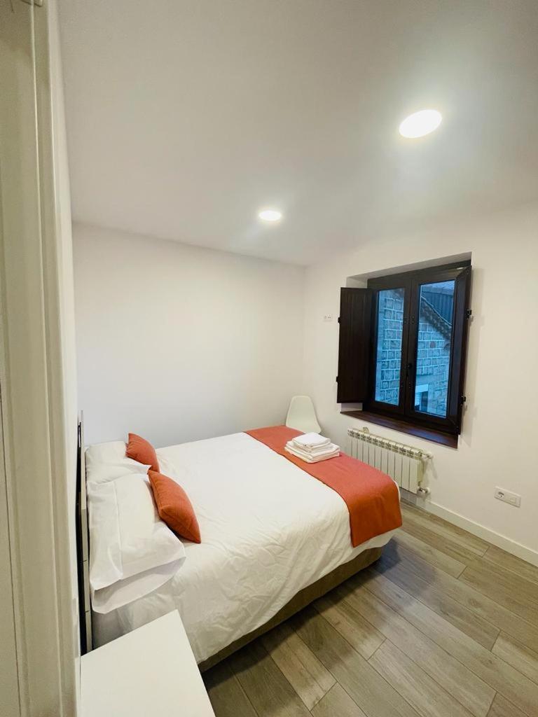 Apartamentos Rurales La Plaza 2 Duruelo de la Sierra Exteriér fotografie